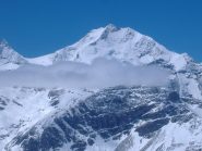 Bernina con a destra la mitica scala degli angeli o biancograt
