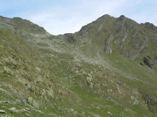 Colle Marmottin e a dx Mont de la Tsa