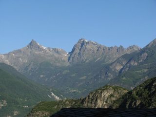 Da Omens sguardo sul Monte Avic