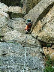 Manu sul diedro del secondo tiro della via Del Diedro