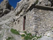 Vista del passo Desertes dal bivacco (molto accogliente) a q. 2460 m ca.