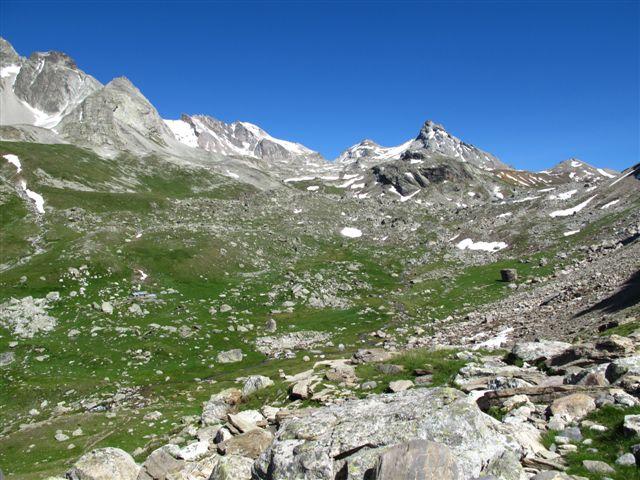 L'alto vallone de Mary verso l'omonimo colle