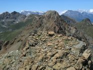 Da sx Orsiera, Gavia, Cristalliera, Rocca Nera e Malanotte, in primo piano la croce sulla seconda punta del Rocciavré