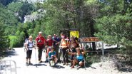 foto di gruppo alla partenza dal Pont du Chatelard (2-7-2011)