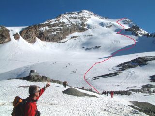 Andrea indica la via