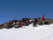 foto di gruppo in vetta
