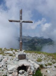 La croce di vetta