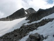 Il nevaio sommitale e la cima