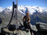 Emanuela sul testa grigia