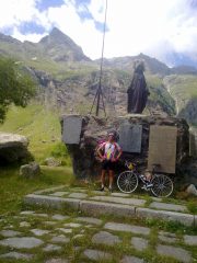Il monumento di Pian della Mussa