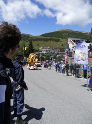 la carovana del tour