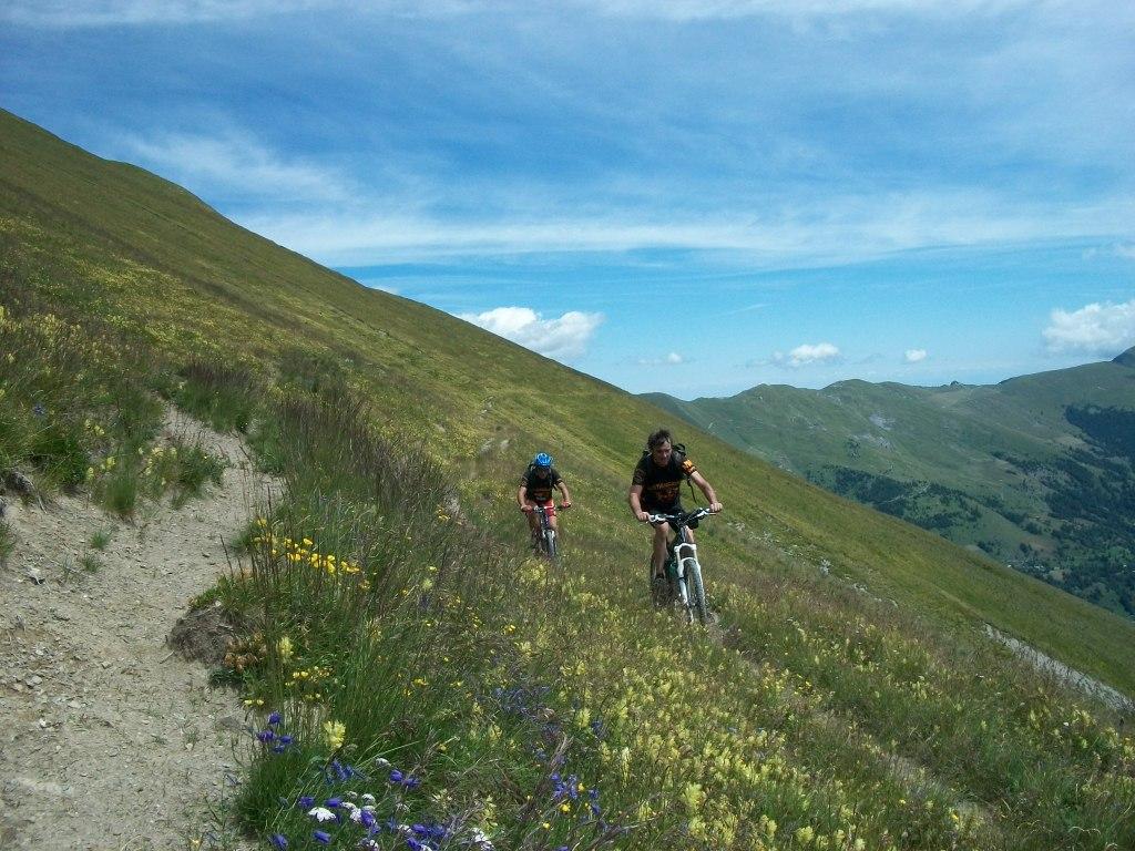 Single treck sotto il Pelvo