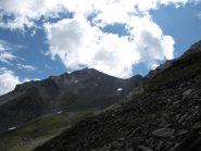 la cima da sotto il passo