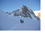 Verso la Tour Ronde all'alba