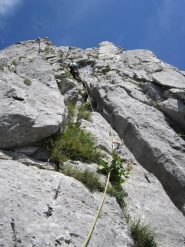 Lungo il diedro erbosa di L3