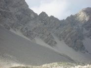 una curiosa guglia bucata