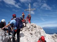 in cima