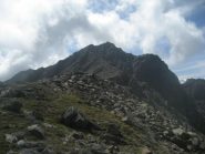 la punta Valletta fotografata sulla cresta/dorsale oltre la Testa Nera