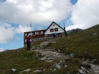 La Turtmannhutte