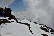Monte Vioz, punto trigonometrico e croce di vetta.