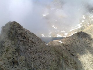 cresta nord-ovest verso la piata di Lazin