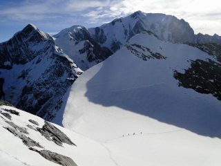 Verso il Col de Dome con alle spalle il Dome 4