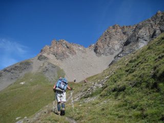 Salendo verso il Col du Lou