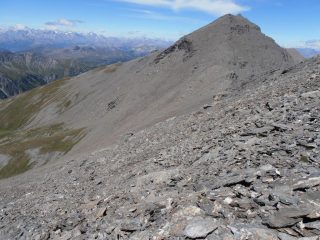 10 - Cima Pelvo vista dai ghiaioni sottostanti la Serpentiera
