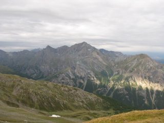 val troncea