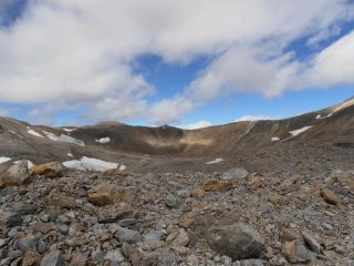 02 - Punta Galambra (sx) e ricovero Galambra (Centro foto)