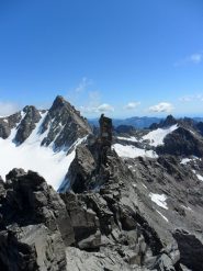 il Campanile r gli Apostoli