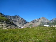Rocciavrè e Cristalliera dietro il colle