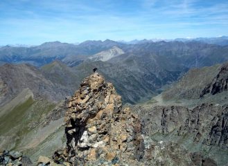 ragazza sull'anticima