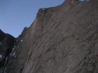 La parete NE all'alba