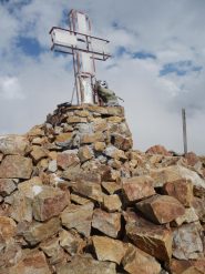 Croce della vetta con Madonnina