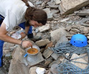 Come ai vecchi tempi:fornelleto e minestra calda, tra le nebbie fa piacere!