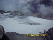 Dalla cima, vista sul sottostante ghiacciaio del Lamet