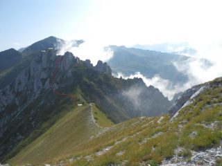Versante  N di salita del Bec Matlas visto dal Bec Baral