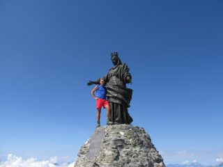In cima