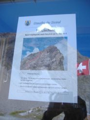cartello di divieto al rifugio...
