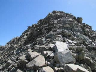L'ultimo tratto di cresta prima della cima
