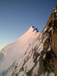 L'alba sulla lunga cresta