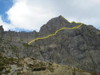 cima dell'oriol con la traccia di salita