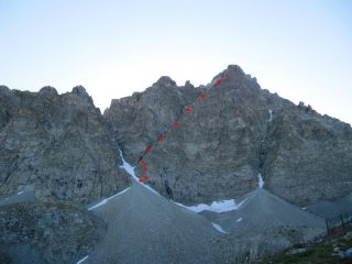 vista della cresta Est dal rifugio Sella durante il rientro a Pian del Re