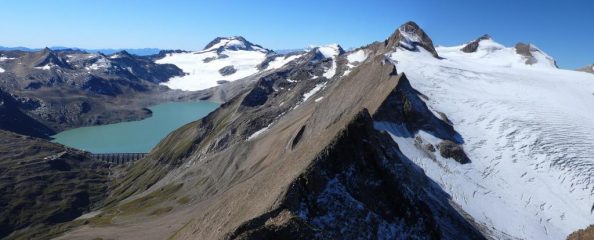 Lago dei Sabbioni e ghiacciaio del Gries