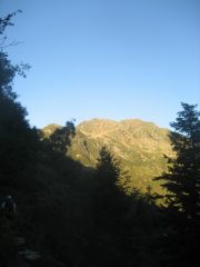 punta Sivella all'alba ripresa prima dell'alpe Vasnera
