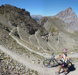 Sentiero a monte del Colle di Mallemort