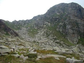 ai piedi dle Gran Mount