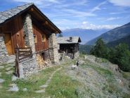 ritorno ad Arpilles,a destra il casotto del guardiaparco...