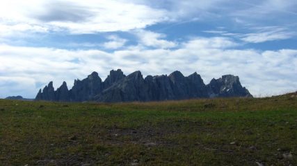 Spuntano le Pale di San Martino....